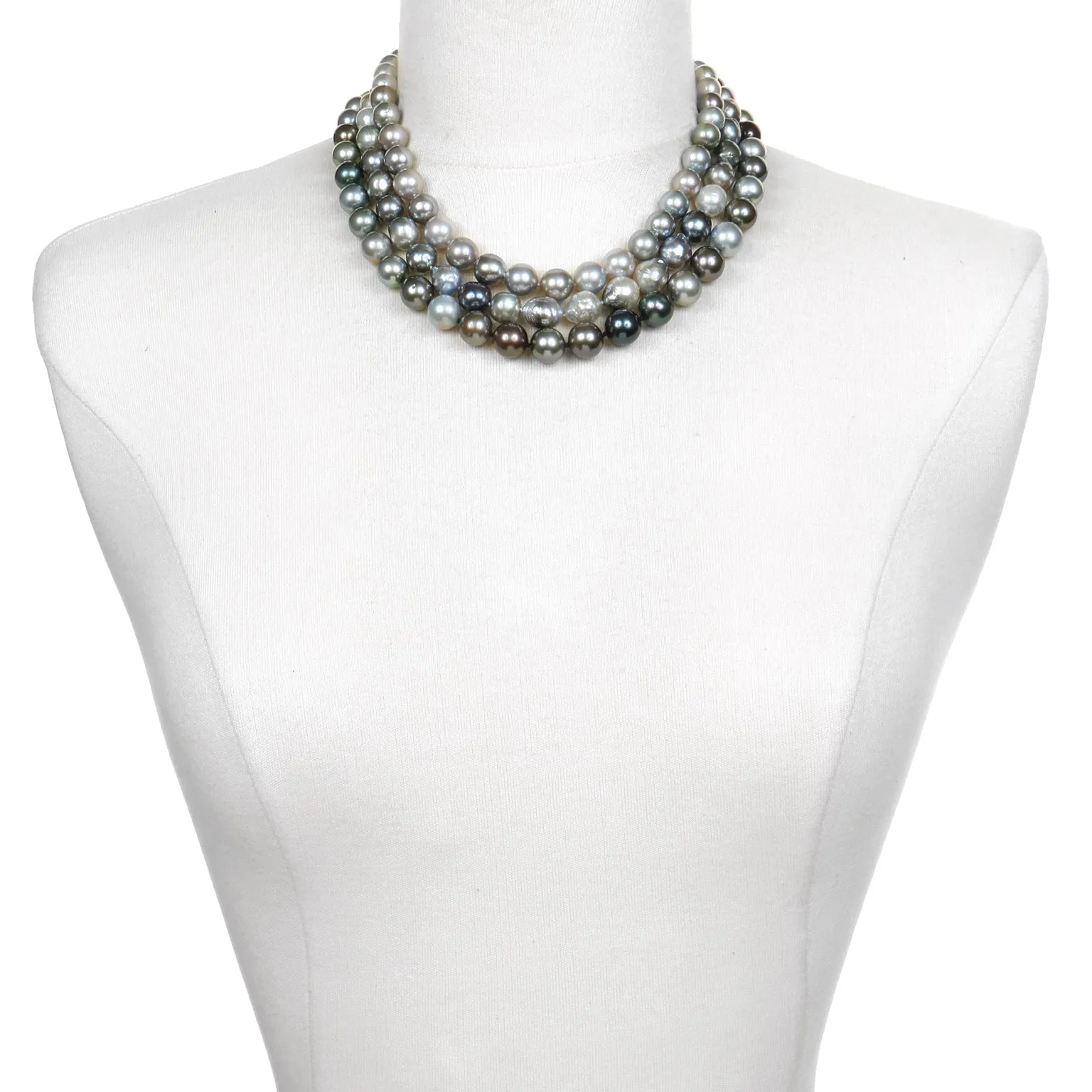 18 Karat Gold Black Tahitian Pearl Necklace