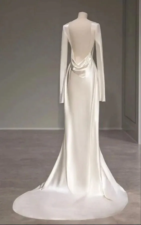 Elegant Ivory Long Sleeves Backless Formal Party Dress Charming Evening Dress