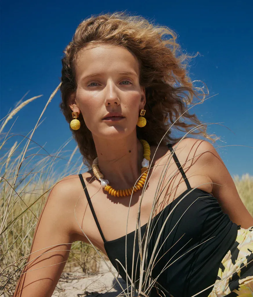 Lizzie Fortunato - Tavira Necklace in Sand