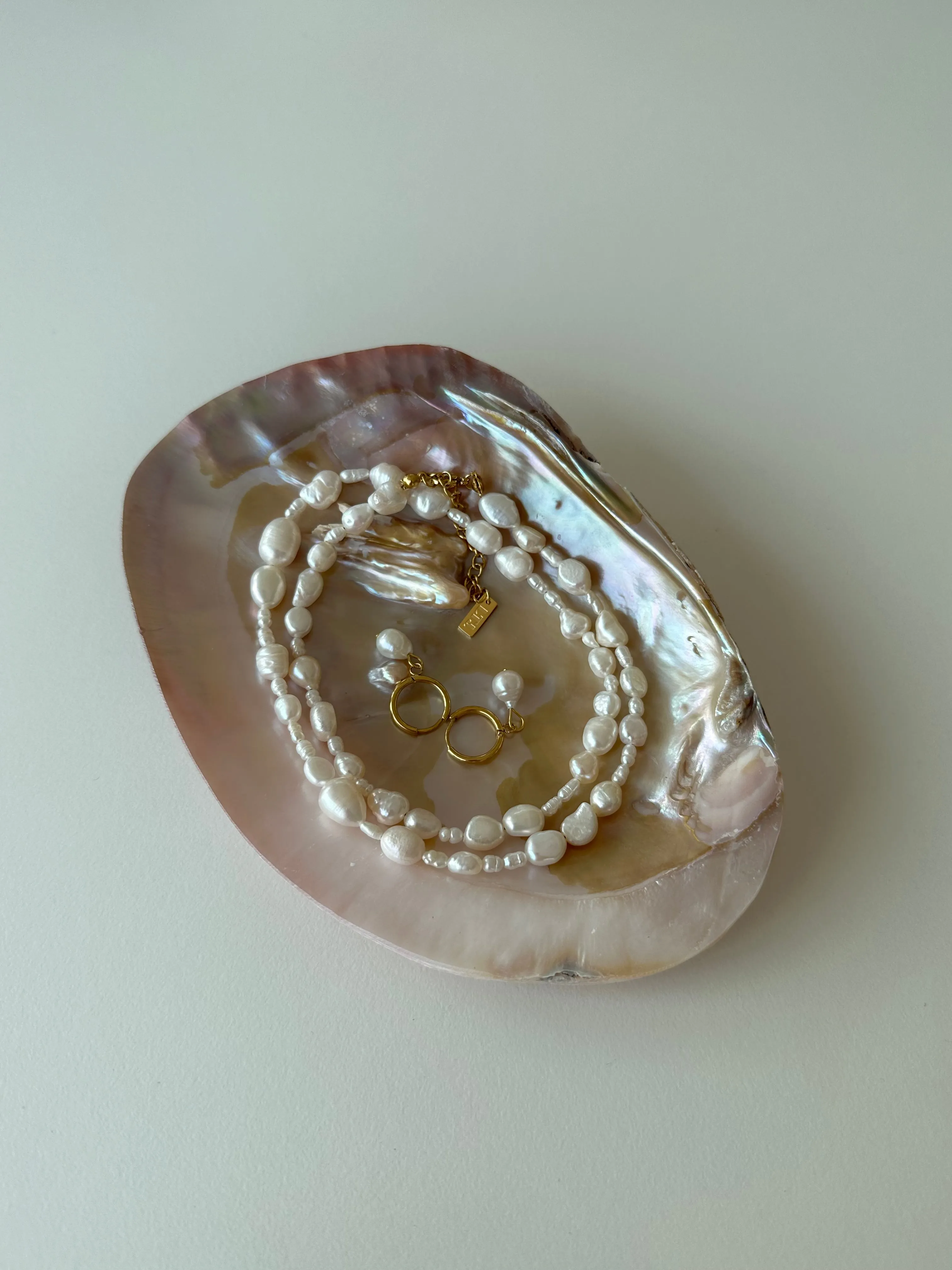 Mermaid freshwater pearl necklace