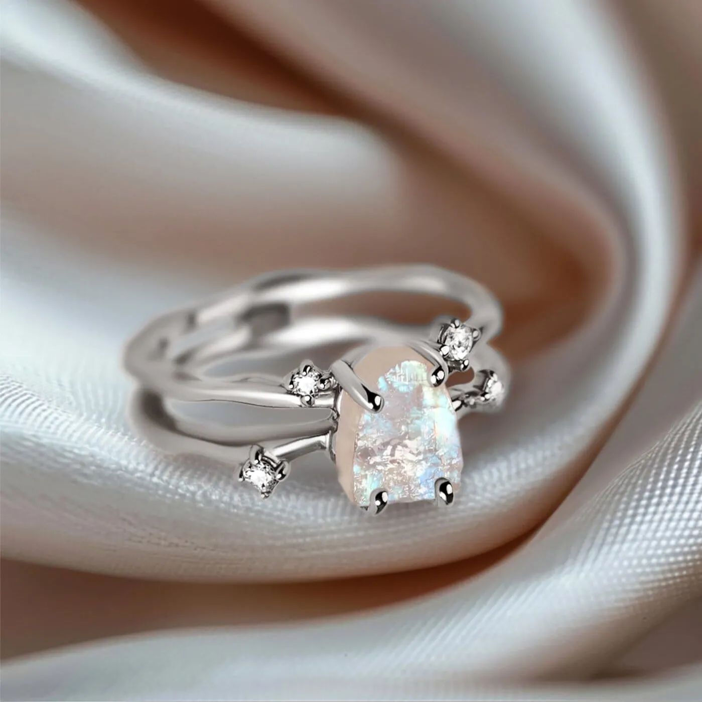 Raw Crystal Ring - Flow