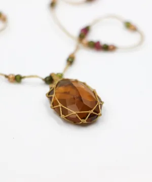 Short Tibetan necklace - honey Quartz
