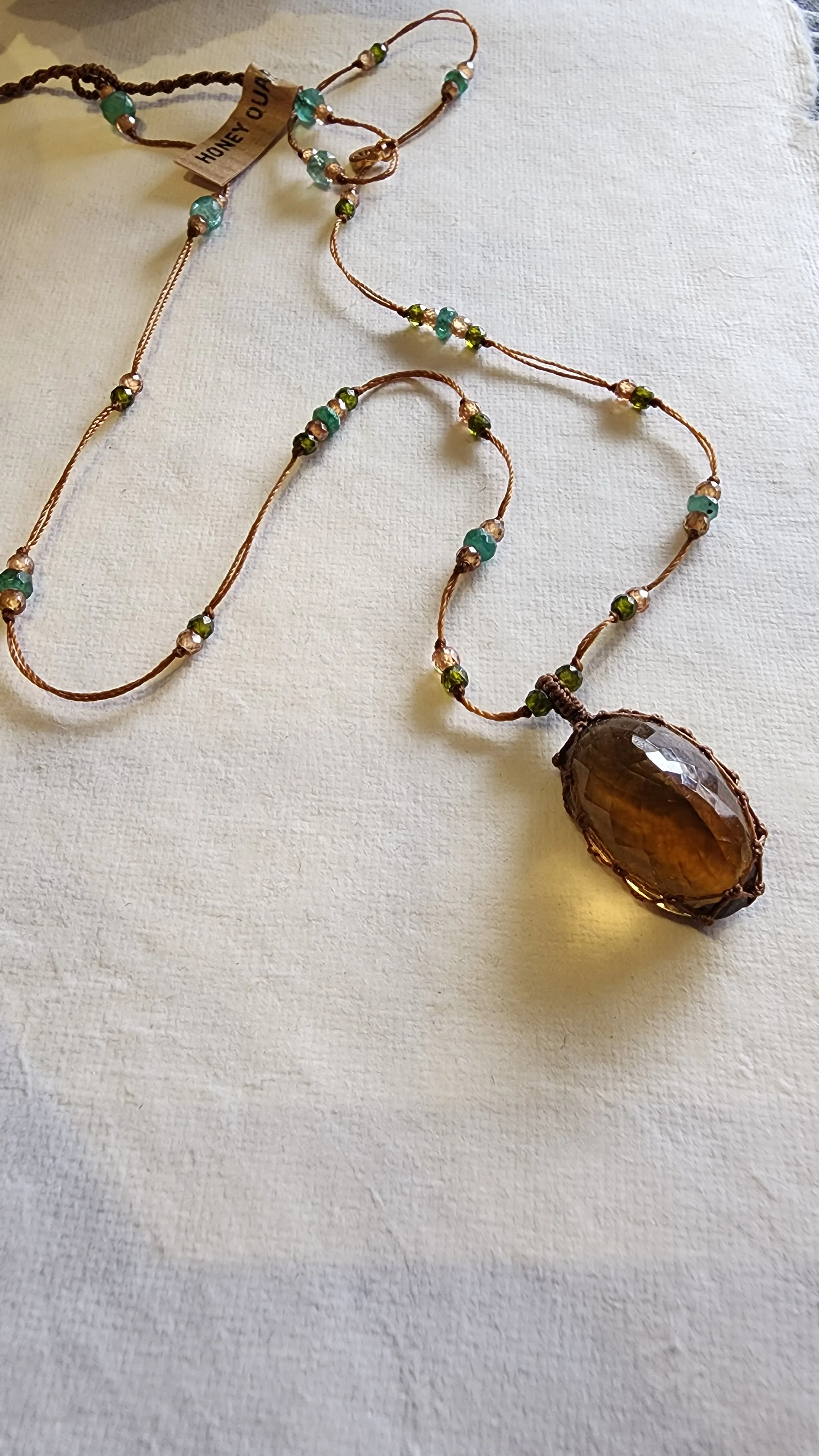 Short Tibetan necklace - honey Quartz